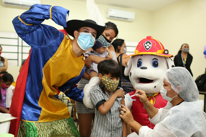 Vacinação contra covid atingiu mais de 15 mil crianças ontem em Manaus