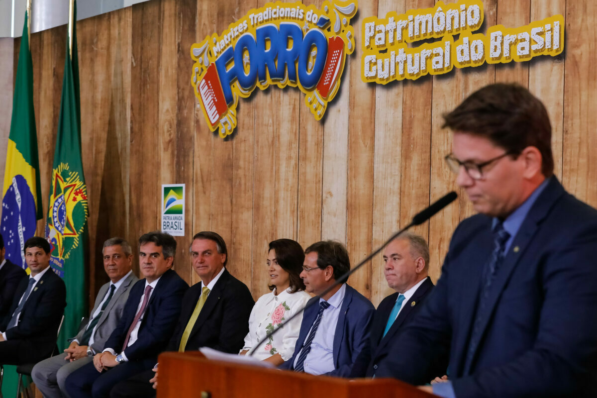 Mario Frias recorre a Bolsonaro para barrar Lei Paulo Gustavo