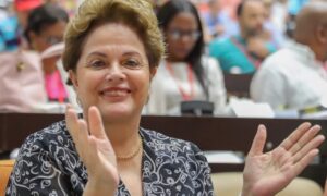 Economistas elegem Dilma a Mulher Economista de 2023