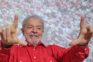 Lula lança pré-candidatura à Presidência da República em abril