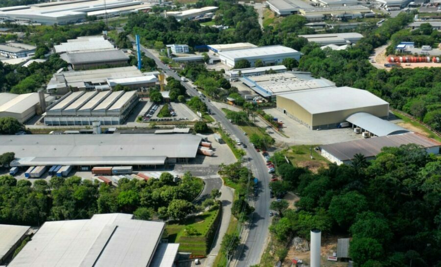 ZFM puxa alta da produção industrial no Brasil em maio, diz IBGE
