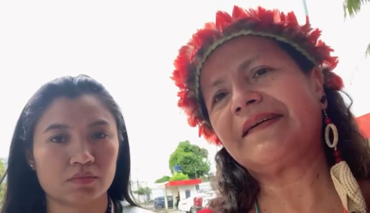 Indígenas promovem manifestação na Funai em Manaus