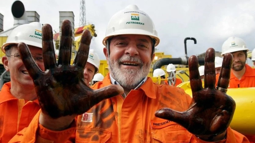 Lula fala em retomar controle da BR distribuidora de combustíveis