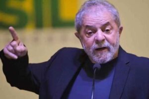 Lula diz que PCCC e CV compram armas por facilitação de Bolsonaro