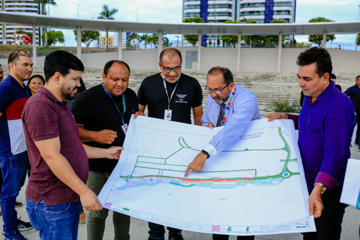 Manaus inicia preparação da Ponta Negra para réveillon pós covid