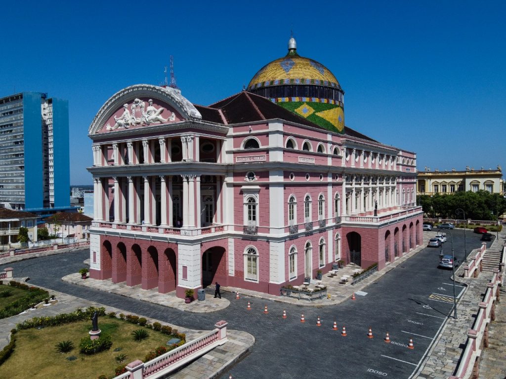 Teatro Amazonas completa 126 anos, neste sábado