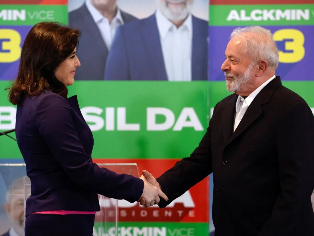 Lula e Simone Tebet conversam hoje para fechar ministério