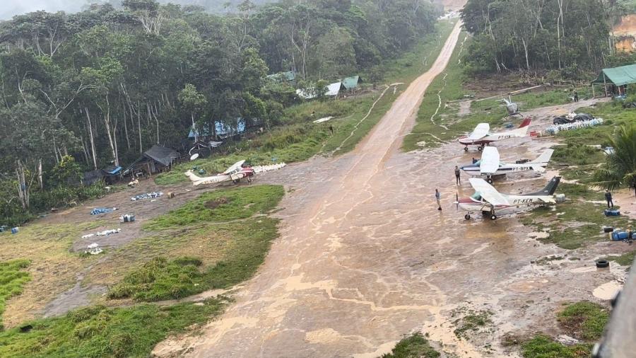 Garimpeiros usam e abusam de rotas aéreas na terra ianomâmi