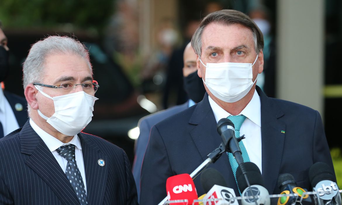 Bolsonaro deixou país com recorde de vacinas em atraso