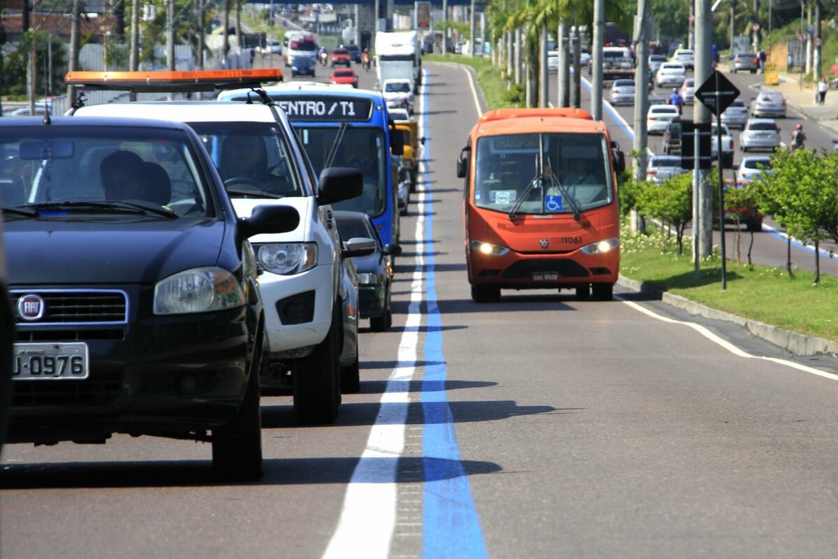Prefeitura de Manaus diz que não procede volta da 'faixa azul'