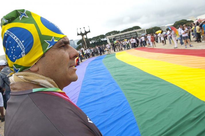 No Brasil, pesquisa aponta que 46% são contrários ao casamento gay