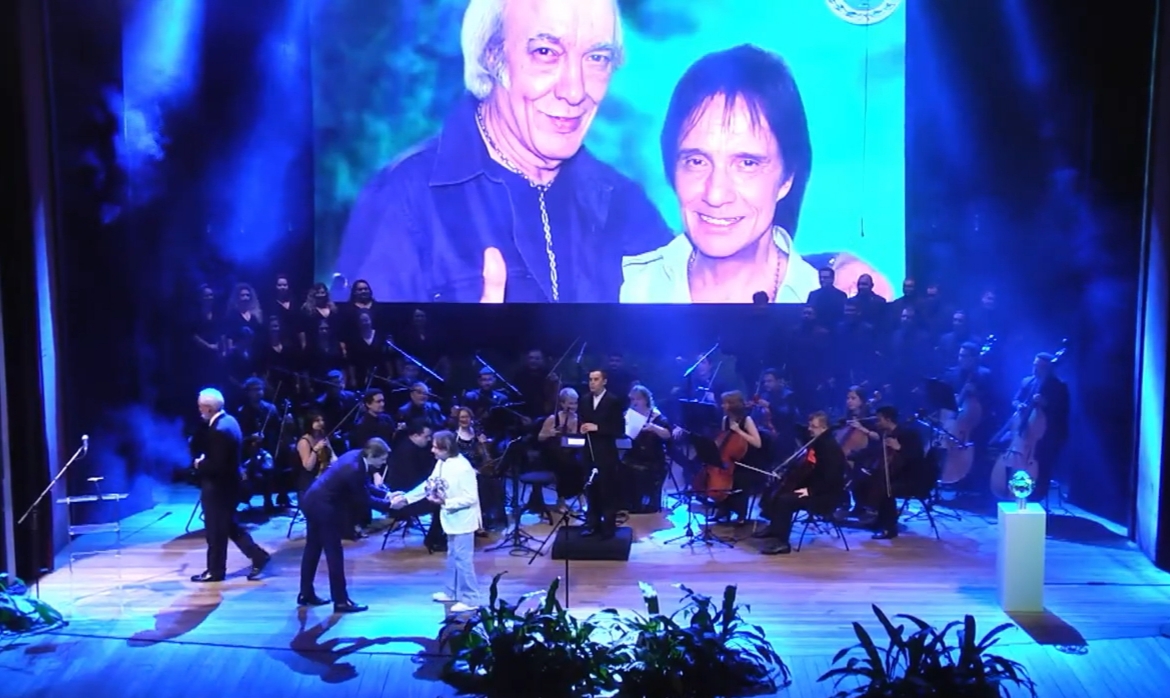 Prêmio Nobel da Amazônia homenageia Roberto Carlos e Erasmo