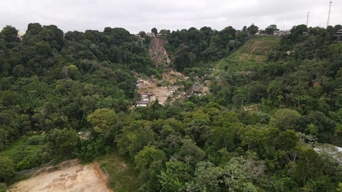 Manaus: expansão desordenada leva a prejuízo ambiental e desastres