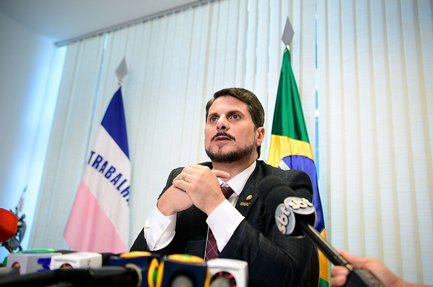 Clube de tiro em Manaus teria sido alvo de atentado, diz senador