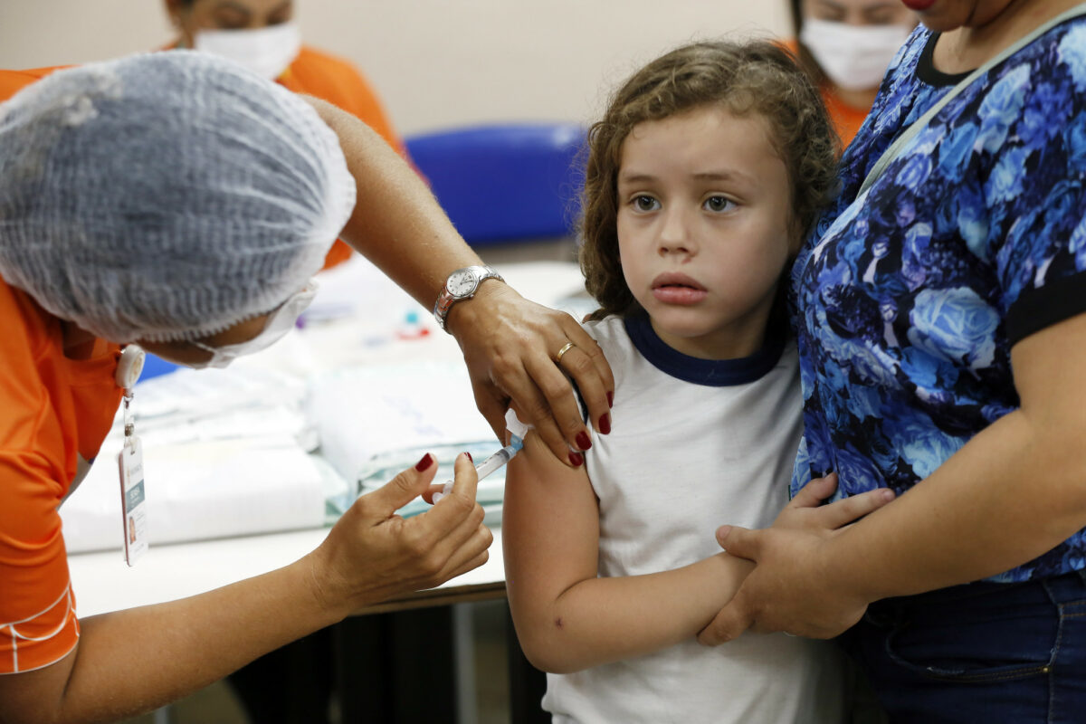 Baixa procura por vacinas é risco à saúde pública no Amazonas