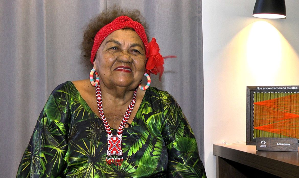 Rainha do carimbó: obra de Dona Onete é reconhecida como patrimônio cultural