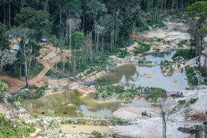 Governo promete mais expulsão de garimpeiros invasores de terras indígenas