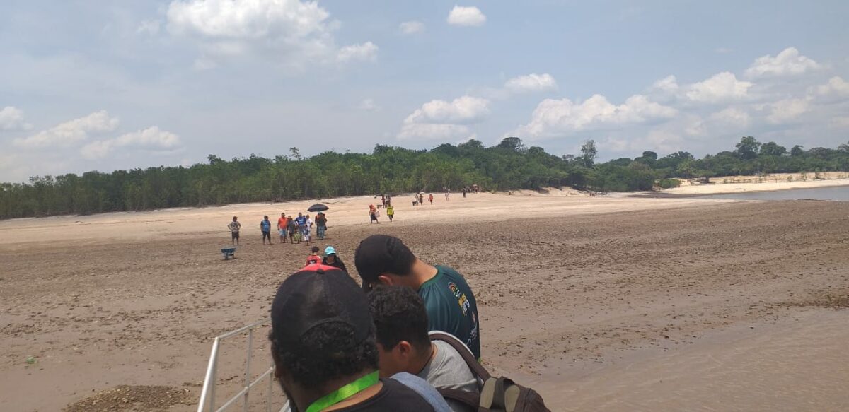 Drama da seca no Amazonas ameaça vida e pode se alongar a 2024