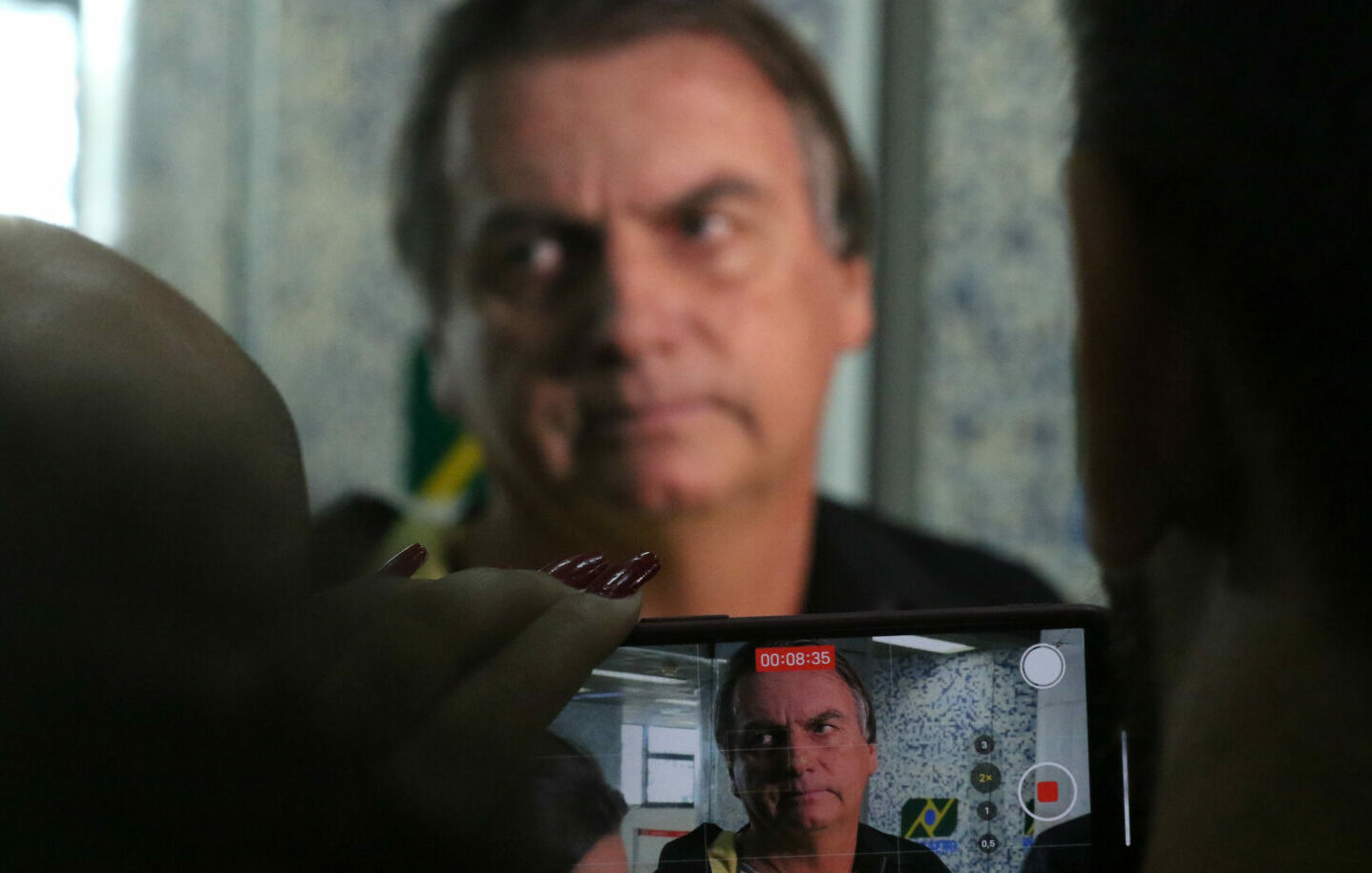 Bolsonaro segue no mimimi e volta a atacar sistema eleitoral