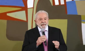 Pronunciamento: Lula pede por um Natal de união
