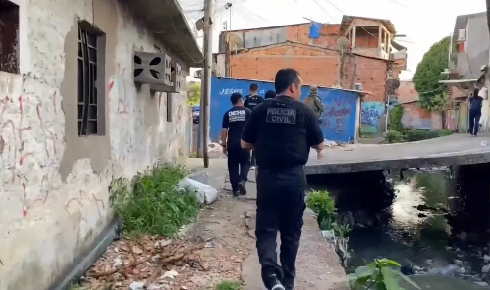Polícia confirma atuação de milícia em Manaus e procura integrantes
