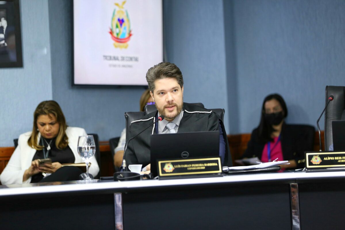 TCE-AM anuncia Fabian Barbosa relator das contas do governo