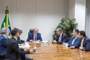 reunião bancada amazonense com Alckmin