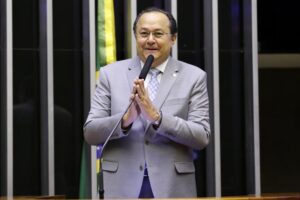 Silas Câmara lidera pela quarta vez Frente Parlamentar Evangélica
